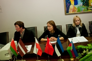 Людмила Селиванова, Анита Лице, Инеса Юриса Рига. 07.12.2011.